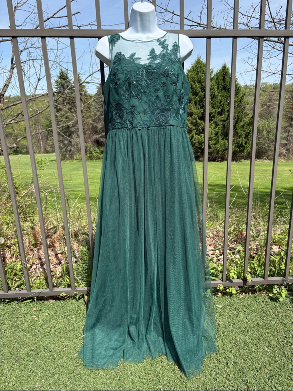 David’s Bridal Juniper Green High Neck Embroidered Soft Net Formal Gown Size 12